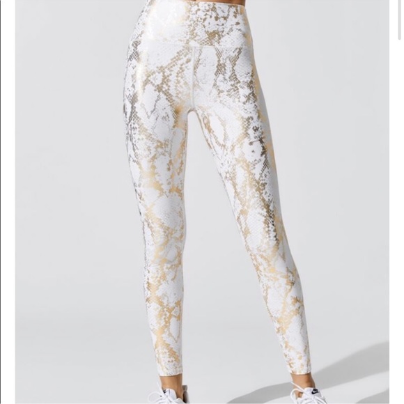 Carbon38 metallic snake high rise pants & bra - Picture 4 of 7